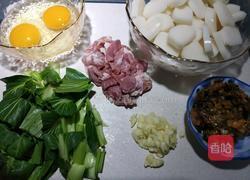 鸡蛋外婆菜炒年糕的做法图解3