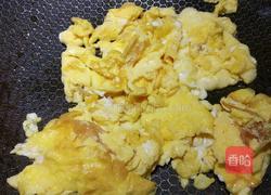 鸡蛋外婆菜炒年糕的做法图解6