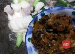 鸡蛋外婆菜炒年糕的做法图解11