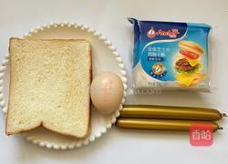 空气炸鸡蛋吐司卷的做法图解1