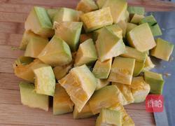 油焖南瓜的做法图解1