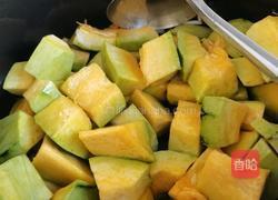 油焖南瓜的做法图解3