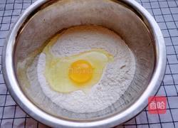 鸡蛋汉堡的做法图解4