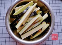 鸡蛋茄子粉丝煲的做法图解2