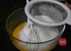 戚风蛋糕的做法图解5