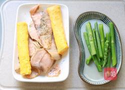 鸡蛋三文鱼饭团的做法图解6