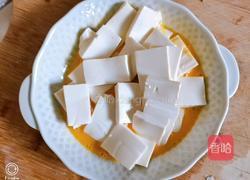 鸡蛋煎豆腐的做法图解2