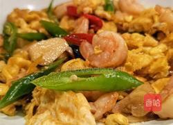 青椒滑蛋虾仁的做法图解7