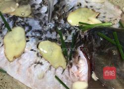 鲤鱼蒸蛋的做法图解7