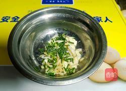鸡蛋拌西蓝花的做法图解4
