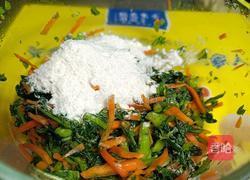 茼蒿鸡蛋卷的做法图解3