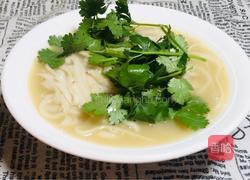 鱼骨汤面的做法图解11