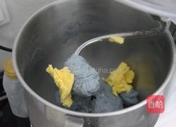 蝶豆花手撕吐司的做法图解5