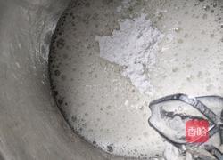 红丝绒草莓奶油蛋糕盒子的做法图解3