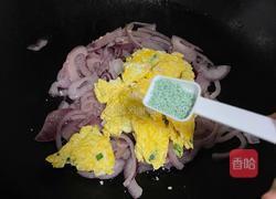 鸡蛋炒洋葱的做法图解11