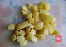 孜然烤香肠土豆的做法图解3