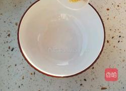 姜末海参小米粥的做法图解1