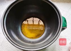 西红柿海鲜菇汤的做法图解3