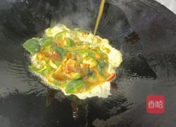 甜椒滑蛋的做法图解4