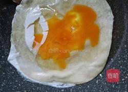 鸡蛋手抓饼的做法图解2