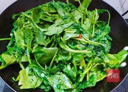 蒜香菠菜的做法图解3