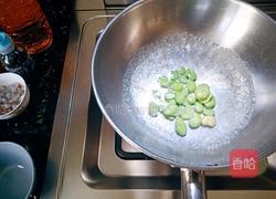 蟹黄豆腐家常版的做法图解2