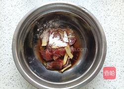 牛肉萝卜汤的做法图解2