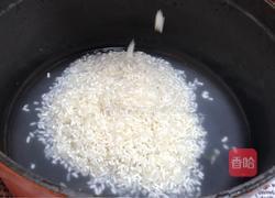 芹菜莲藕瘦肉粥的做法图解2