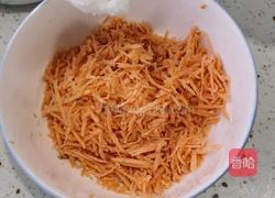 红薯鸡蛋饼的做法图解3