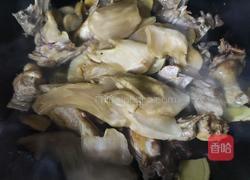 金酸汤老鸭的做法图解3