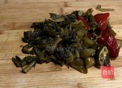 酸菜炖武昌鱼的做法图解3