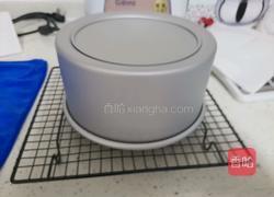 戚风蛋糕的做法图解9