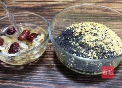 百合小米粥的做法图解1