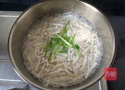 刷脂菌菇芙蓉蛋汤的做法图解8