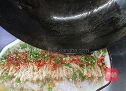 剁椒金针菇蒸粉丝的做法图解8