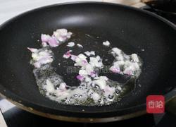 火腿炒蛋的做法图解2