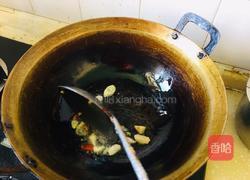 酸菜炒粉条的做法图解3