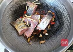 家常豆腐炖鱼的做法图解7