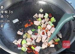 红烧肉炖豆角土豆的做法图解3