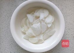 酸辣萝卜片的做法图解2