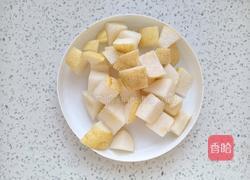 红枣雪梨百合汤的做法图解3