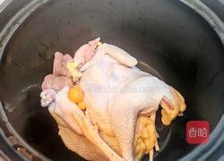 七彩菌煲鸡汤的做法图解5