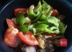 不加一滴水の番茄鸡的做法图解11