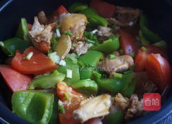不加一滴水の番茄鸡的做法图解13