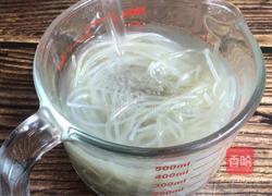 白菜炖粉条的做法图解5