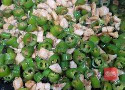 线椒炒鸡胸肉的做法图解14