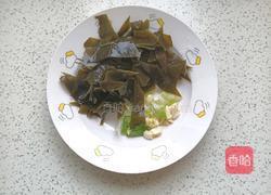 海带白菜炖丸子的做法图解3
