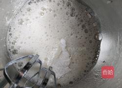 抹茶奶油蛋糕卷的做法图解4