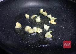 口蘑炒鸡胸肉的做法图解7