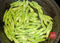 火腿炒四季豆的做法图解2